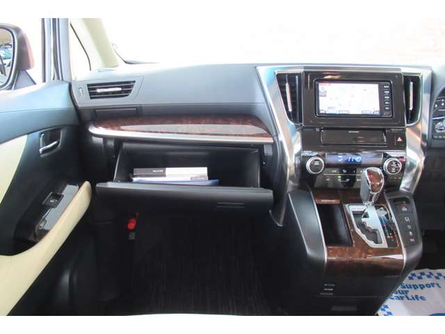 トヨタ ヴェルファイア ２．５ Ｘ ４ＷＤ H30年 (東北) 99