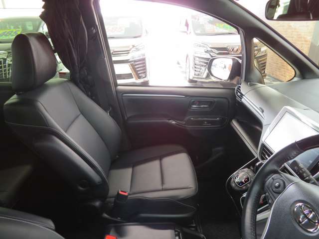 トヨタ エスクァイア ２．０ ＧＩ ４ＷＤ H30年 (東北) 99