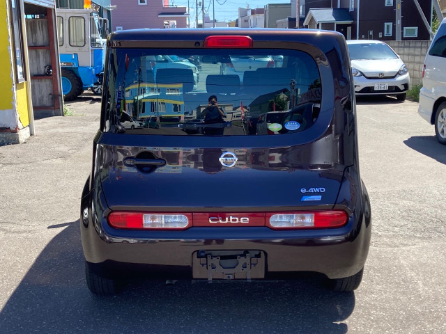 日産 キューブ １．５ １５Ｘ ＦＯＵＲ ４ＷＤ H21年 (北海道) 99