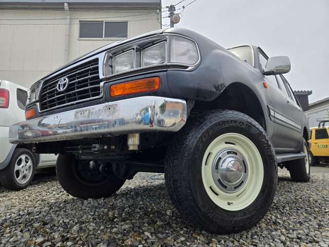 トヨタ ランドクルーザー７０ ５人乗リ登録 H5年 () 99