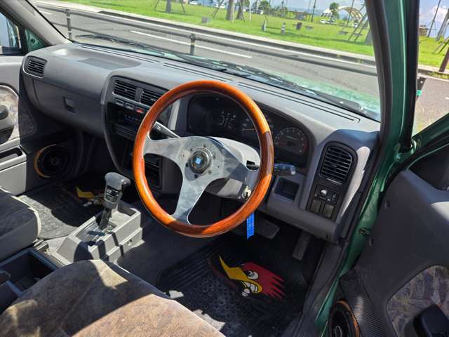 日産 ダットサン キングキャブ H11年 (九州・沖縄) 99