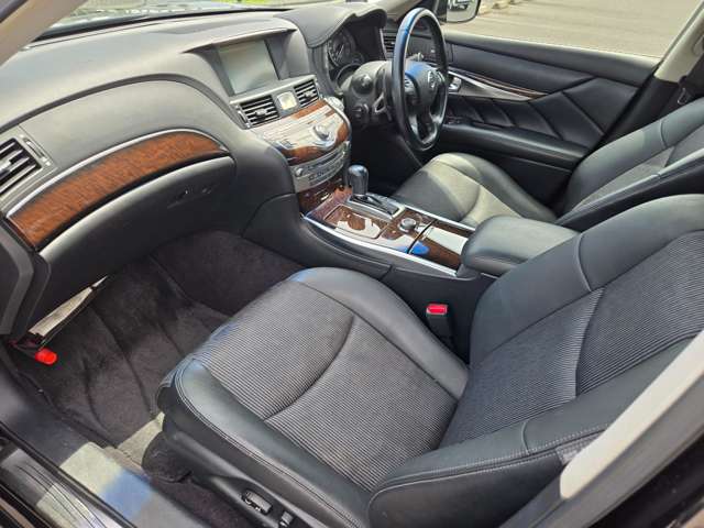 日産 フーガ ３．７ ３７０ＧＴ H21年 () 99