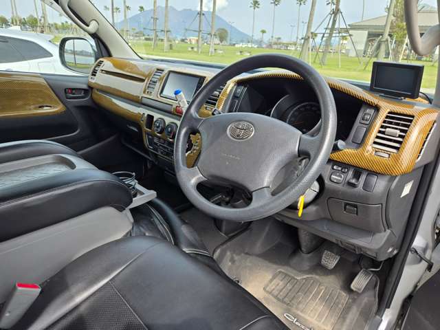 トヨタ ハイエースバン ２．５ スーパーＧＬ ロング ディーゼルターボ H19年 () 99