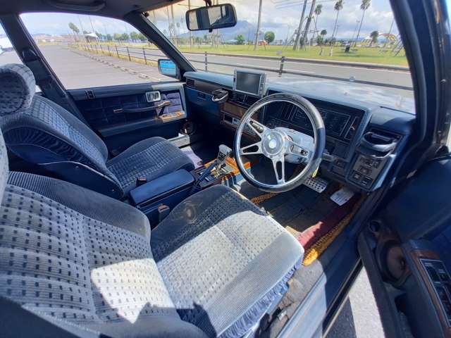 日産 グロリアワゴン ２．０ Ｖ２０Ｅ ＳＧＬ H1年 (九州・沖縄) 99