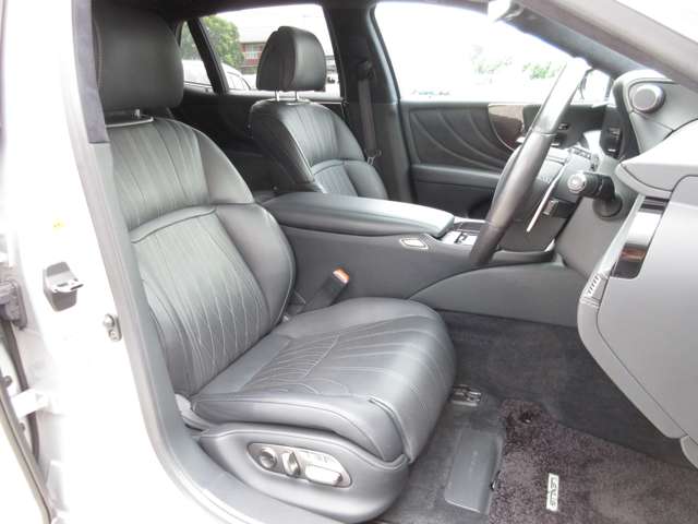 レクサス ＬＳ５００ｈ ５００Ｈ バージョンＬ アドバンスト ドライブ ４ＷＤ R3年 () 99