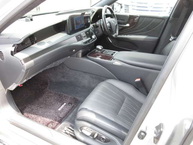 レクサス ＬＳ５００ｈ ５００Ｈ バージョンＬ アドバンスト ドライブ ４ＷＤ R3年 () 99