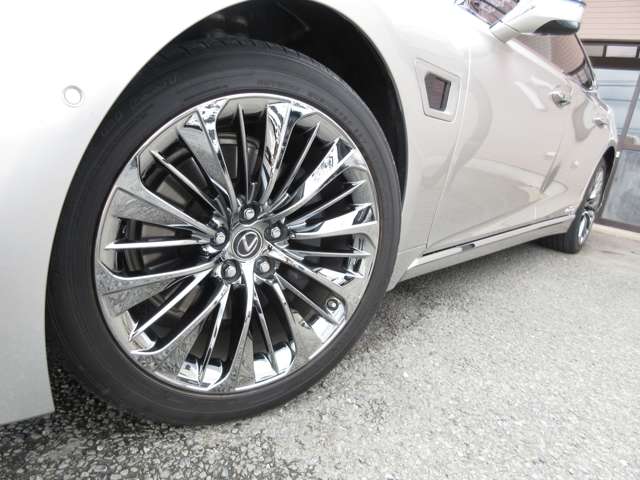レクサス ＬＳ５００ｈ ５００Ｈ バージョンＬ アドバンスト ドライブ ４ＷＤ R3年 () 99