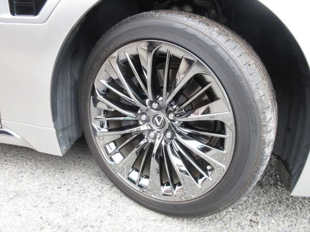 レクサス ＬＳ５００ｈ ５００Ｈ バージョンＬ アドバンスト ドライブ ４ＷＤ R3年 () 99