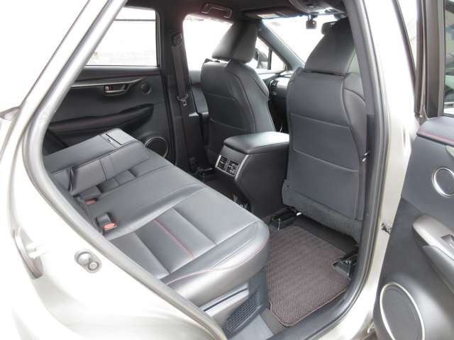 レクサス ＮＸ３００ｈ ３００Ｈ Ｆスポーツ ４ＷＤ H28年 () 99