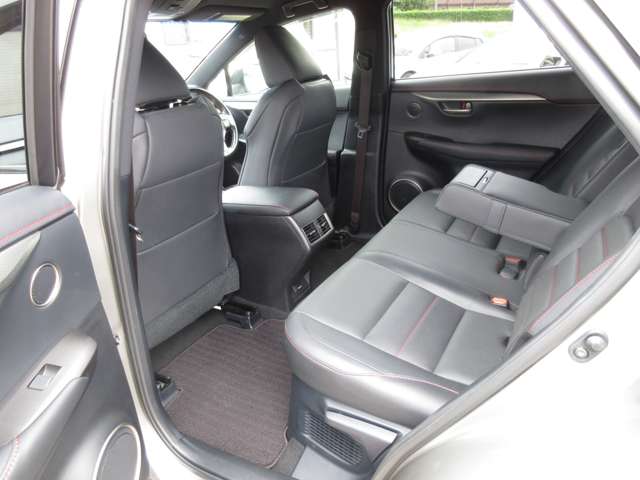 レクサス ＮＸ３００ｈ ３００Ｈ Ｆスポーツ ４ＷＤ H28年 () 99
