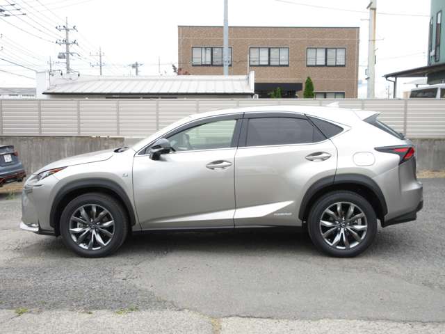 レクサス ＮＸ３００ｈ ３００Ｈ Ｆスポーツ ４ＷＤ H28年 () 99