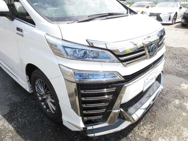 トヨタ ヴェルファイア　ハイブリッド ハイブリッド ２．５ エグゼクティブ ラウンジ Ｚ ロイヤルラウンジ Ｅ－ＦＯＵＲ ４ＷＤ R1年 () 99