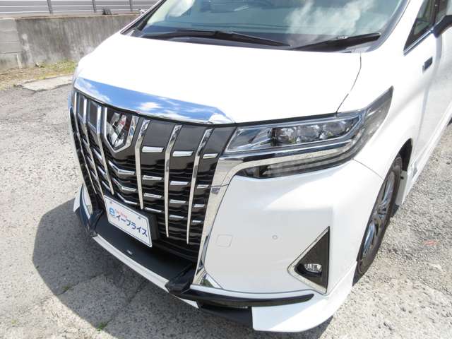 トヨタ アルファード ３．５ エグゼクティブ ラウンジ ロイヤルラウンジ ４ＷＤ R1年 () 99