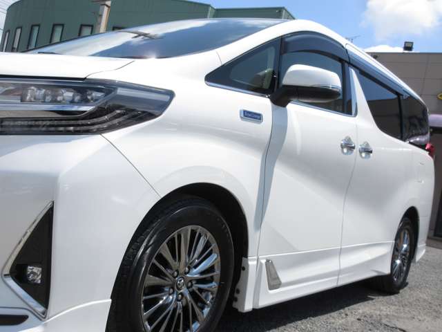トヨタ アルファード ３．５ エグゼクティブ ラウンジ ロイヤルラウンジ ４ＷＤ R1年 () 99