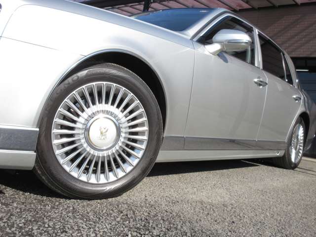 トヨタ センチュリー　ハイブリッド ５．０ R3年 () 99