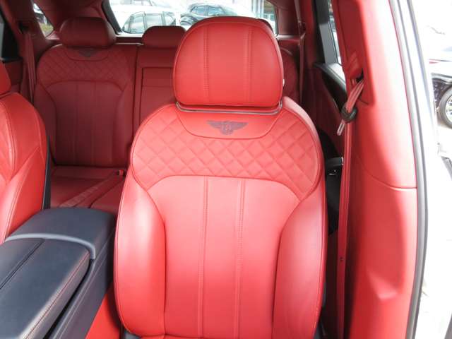 ベントレー ベンテイガ ６．０ ４ＷＤ H29年 () 99