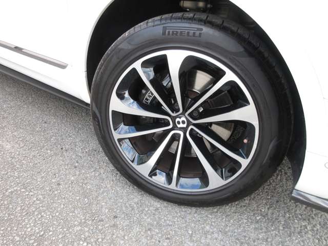ベントレー ベンテイガ ６．０ ４ＷＤ H29年 () 99