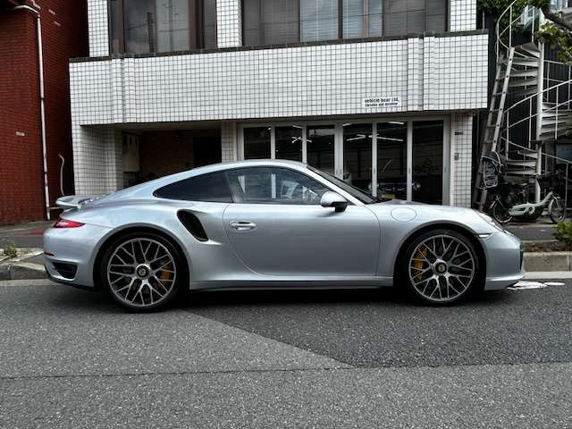 ポルシェ ９１１ ターボＳ ＰＤＫ H27年 (関東) 99