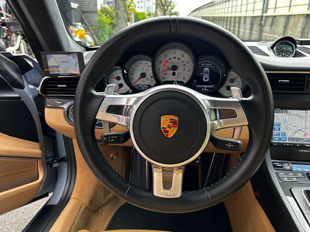 ポルシェ ９１１ ターボＳ ＰＤＫ H27年 (関東) 99