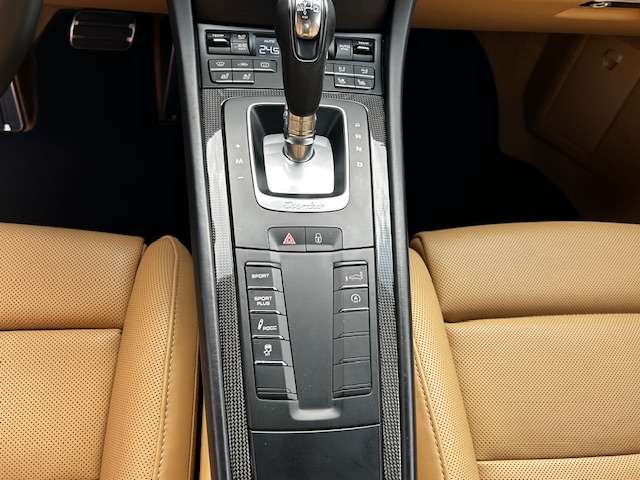 ポルシェ ９１１ ターボＳ ＰＤＫ H27年 (関東) 99