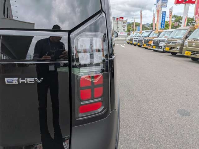 ホンダ フリード　ハイブリッド １．５ Ｅ：ＨＥＶ クロスター R8年 (九州・沖縄) 99