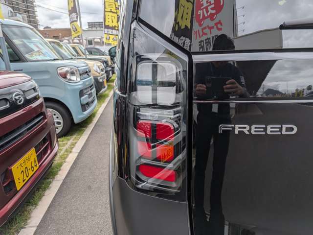 ホンダ フリード　ハイブリッド １．５ Ｅ：ＨＥＶ クロスター R8年 (九州・沖縄) 99