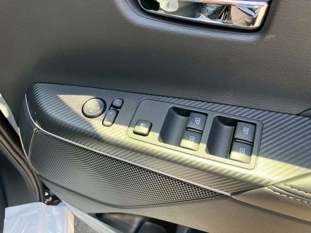三菱 デリカ　Ｄ：５ ２．２ Ｐ ディーゼルターボ ４ＷＤ R8年 (九州・沖縄) 99