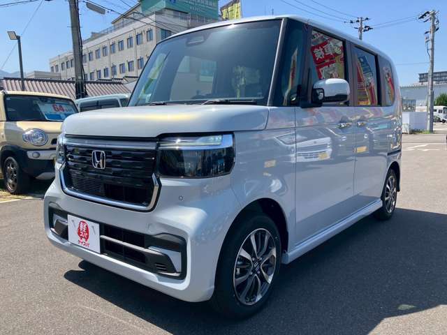 ホンダ Ｎ　ＢＯＸ カスタム ６６０ R8年 (九州・沖縄) 99
