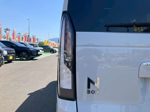ホンダ Ｎ　ＢＯＸ カスタム ６６０ R8年 (九州・沖縄) 99