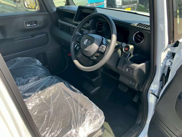 ホンダ Ｎ　ＢＯＸ カスタム ６６０ R8年 (九州・沖縄) 99