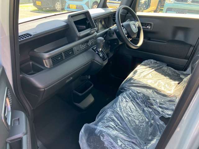 ホンダ Ｎ　ＢＯＸ カスタム ６６０ R8年 (九州・沖縄) 99
