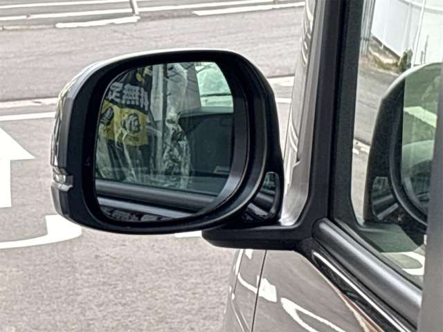 ホンダ Ｎ　ＢＯＸ カスタム ６６０ R8年 (九州・沖縄) 99