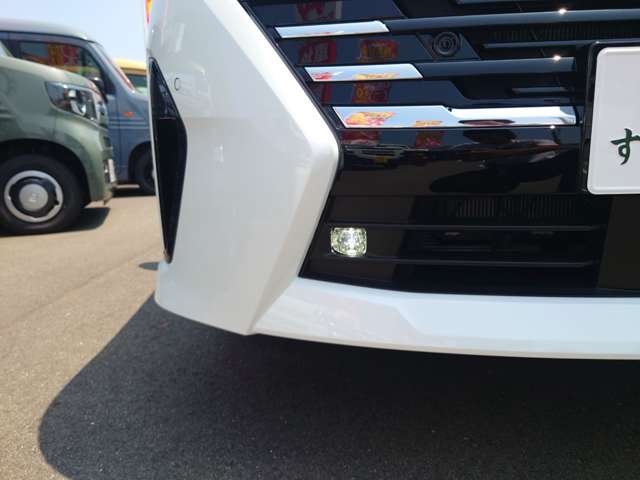 日産 セレナ １．４ Ｅ－ＰＯＷＥＲ ハイウェイスターＶ R8年 (九州・沖縄) 99