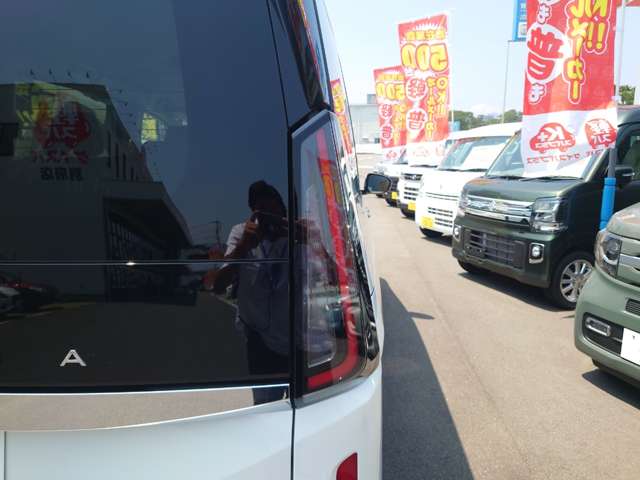 日産 セレナ １．４ Ｅ－ＰＯＷＥＲ ハイウェイスターＶ R8年 (九州・沖縄) 99