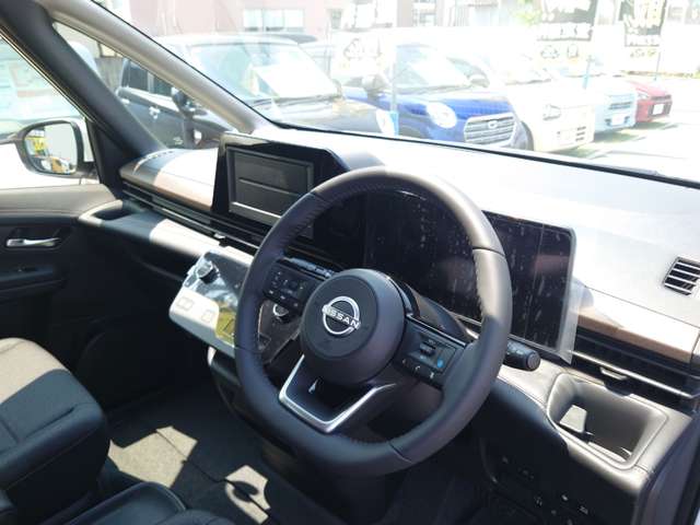 日産 セレナ １．４ Ｅ－ＰＯＷＥＲ ハイウェイスターＶ R8年 (九州・沖縄) 99