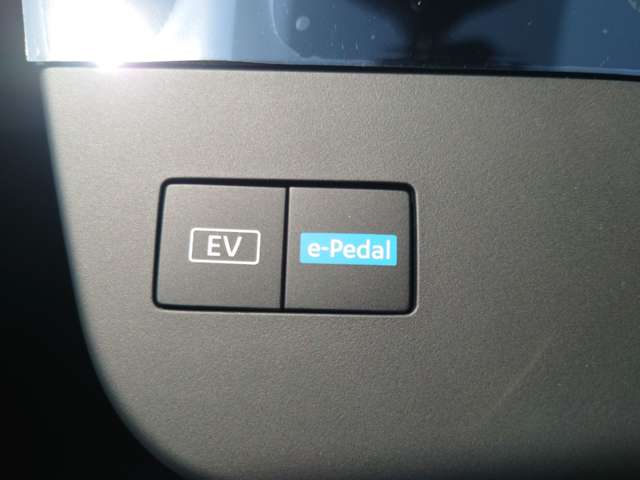 日産 セレナ １．４ Ｅ－ＰＯＷＥＲ ハイウェイスターＶ R8年 (九州・沖縄) 99