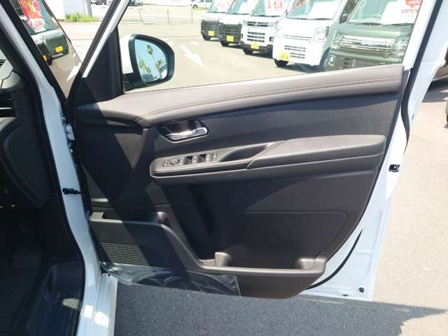 日産 セレナ １．４ Ｅ－ＰＯＷＥＲ ハイウェイスターＶ R8年 (九州・沖縄) 99