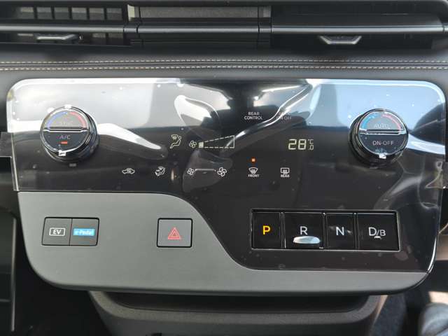 日産 セレナ １．４ Ｅ－ＰＯＷＥＲ ハイウェイスターＶ R8年 (九州・沖縄) 99