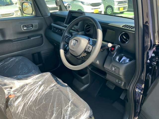 ホンダ Ｎ　ＢＯＸ カスタム ６６０ R8年 (九州・沖縄) 99