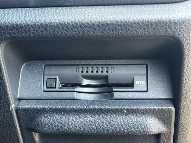 トヨタ ノア ２．０ ＳＩ ＷＸＢＩＩＩ ４ＷＤ R3年 (九州・沖縄) 99