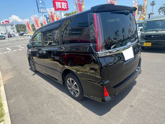 トヨタ ノア ２．０ ＳＩ ＷＸＢＩＩＩ ４ＷＤ R3年 (九州・沖縄) 99
