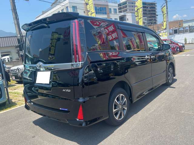 トヨタ ノア ２．０ ＳＩ ＷＸＢＩＩＩ ４ＷＤ R3年 (九州・沖縄) 99