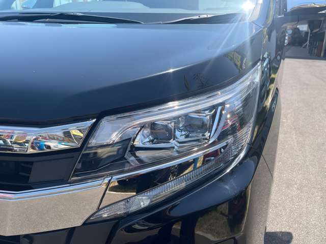 トヨタ ノア ２．０ ＳＩ ＷＸＢＩＩＩ ４ＷＤ R3年 (九州・沖縄) 99