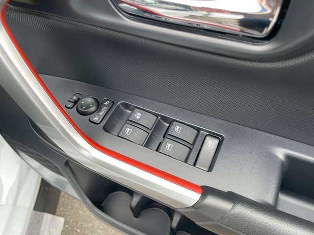 トヨタ ライズ　ハイブリッド ハイブリッド １．２ Ｇ R8年 (九州・沖縄) 99