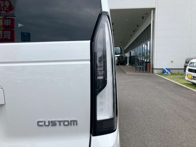 ホンダ Ｎ　ＢＯＸ カスタム ６６０ ターボ R8年 (九州・沖縄) 99