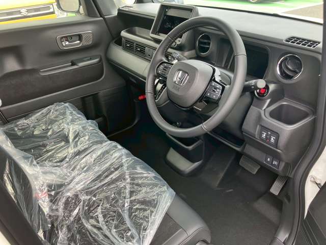 ホンダ Ｎ　ＢＯＸ カスタム ６６０ ターボ R8年 (九州・沖縄) 99