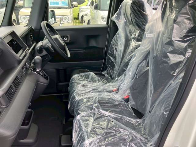 ホンダ Ｎ　ＢＯＸ カスタム ６６０ ターボ R8年 (九州・沖縄) 99