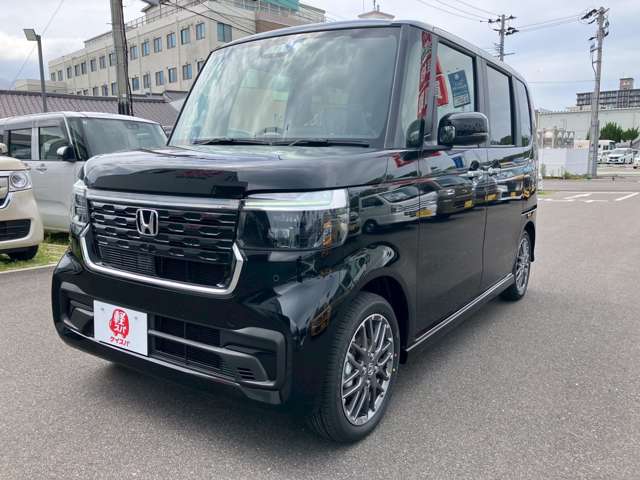 ホンダ Ｎ　ＢＯＸ カスタム ６６０ ターボ R8年 (九州・沖縄) 99