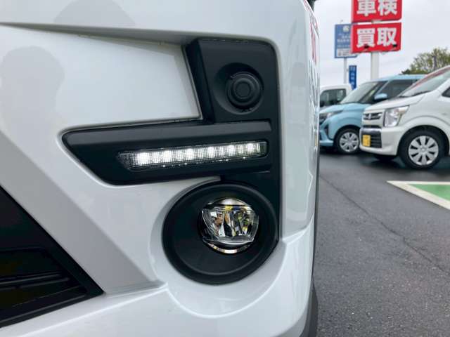 トヨタ ライズ　ハイブリッド ハイブリッド １．２ Ｚ R8年 (九州・沖縄) 99