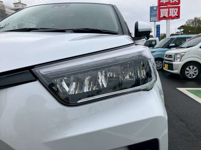 トヨタ ライズ　ハイブリッド ハイブリッド １．２ Ｚ R8年 (九州・沖縄) 99